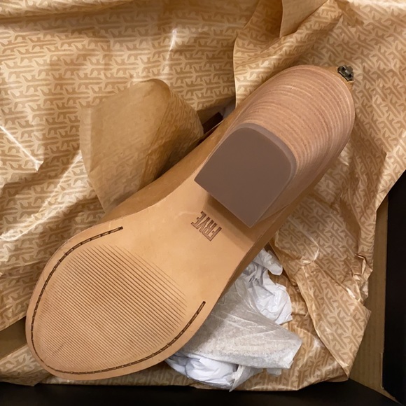 Frye “Cameron” Twist Booties - Picture 3 of 6